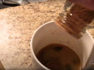 How To Make Café Con Miel Step-by-step Instructions - Mix In The Honey And Spices