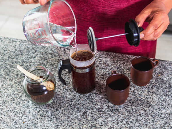 How to Keep Coffee Warm in a French Press photo 2