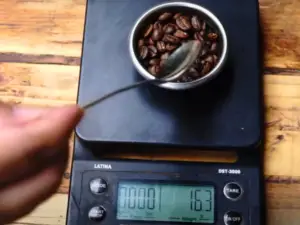 Steps to Brew Ristretto Coffee - Weigh and Grind the Coffee