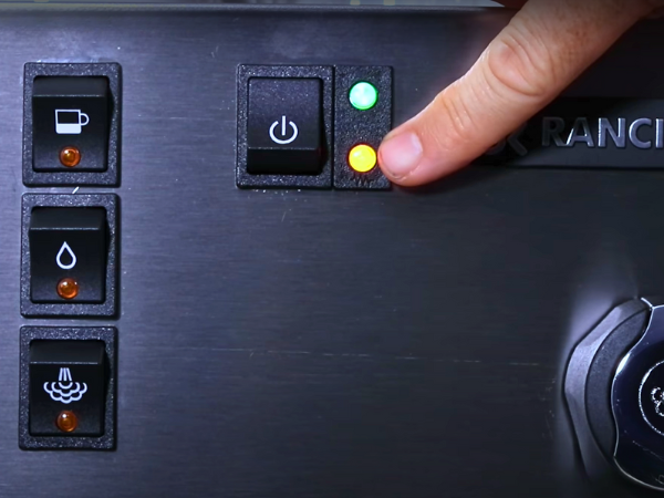 Rancilio Silvia Espresso Machine - simple switch-based controls for brewing and steaming